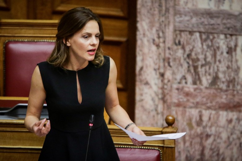 Αχτσιόγλου : Στα όρια το σύστημα υγείας με ευθύνη της κυβέρνησης