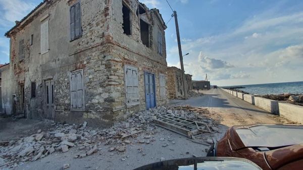 Σεισμός: Βγήκε η θάλασσα στη στεριά – Μεγάλες καταστροφές στη Σάμο | tanea.gr
