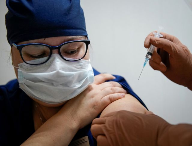 Ρωσικό εμβόλιο για κοροναϊό : Χωρίς παρενέργειες το 85% των εθελοντών | tanea.gr