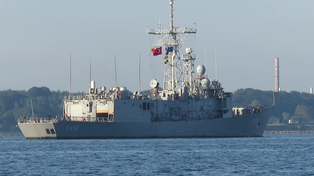 Τεντώνει το σκοινί η Τουρκία: Νέες Navtex για ασκήσεις σε Αιγαίο και Αν. Μεσόγειο