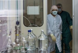 Η αποτελεσματικότητα των πρώτων εμβολίων δεν θα ξεπεράσει το 50%