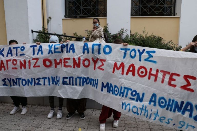 ΓΑΔΑ : Τρία επισκεπτήρια δέχτηκε ο 14χρονος από τη μητέρα και το δικηγόρο του | tanea.gr