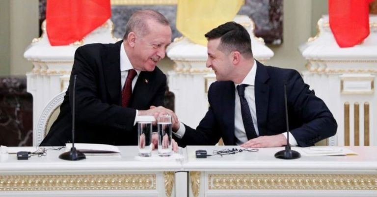 Μυστική στρατιωτική συνεργασία Τουρκίας – Ουκρανίας βάζει φωτιά στις σχέσεις με τη Ρωσία | tanea.gr