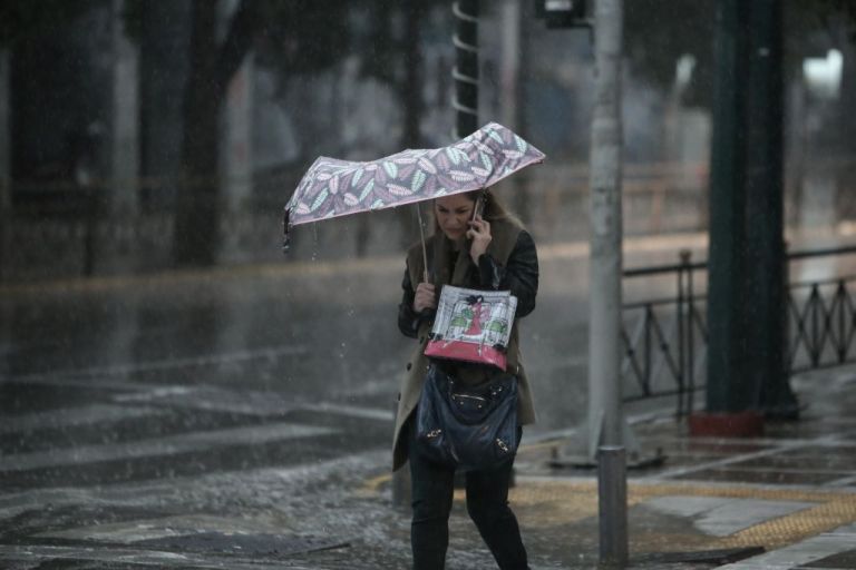 Καιρός: Έρχονται βροχές και καταιγίδες την Πέμπτη | tanea.gr