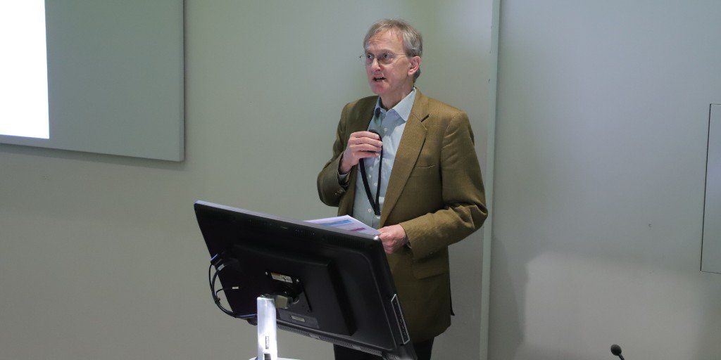 «Θα πρέπει να μάθουμε να ζούμε με τον κορωνοϊό»