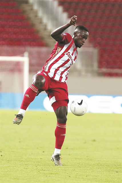 Μέχρι τώρα βάζει τρία γκολ στο παιχνίδι…