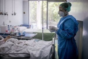 Κοροναϊός: Στο «κόκκινο» η Αττική με 219 κρούσματα