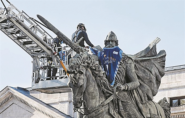 Θυσίασε τον Δουβίκα