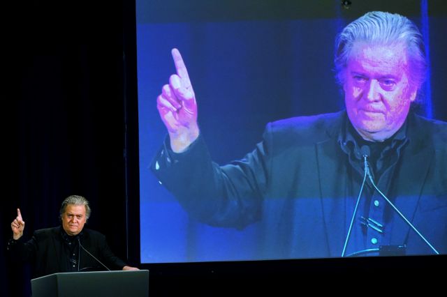 Εκλογές ΗΠΑ : Τwitter και YouTube τιμωρούν Μπάνον για τον Φάουτσι