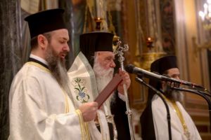 Κοροναϊός : Σε καραντίνα ο Ιερώνυμος και όλα τα μέλη της Ιεράς Συνόδου