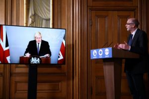 Βρετανία : Η κυβέρνηση ζήτησε από τη Ρυθμιστική Αρχή να ελέγξει το εμβόλιο της AstraZeneca