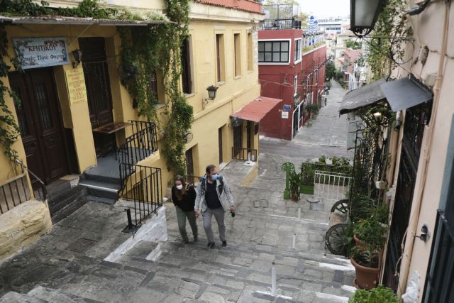 Κοροναϊός : Πώς κατέληξε ο Μητσοτάκης στην απόφαση για γενικευμένο lockdown