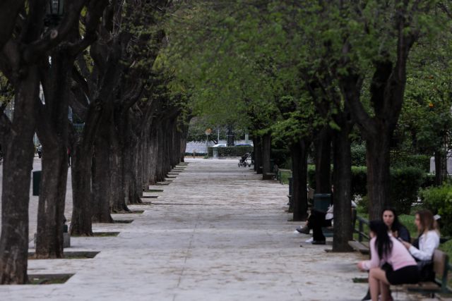 Κοροναϊός : Εκτός ελέγχου η κατάσταση στη Θεσσαλονίκη με 905 κρούσματα – 564 στην Αττική