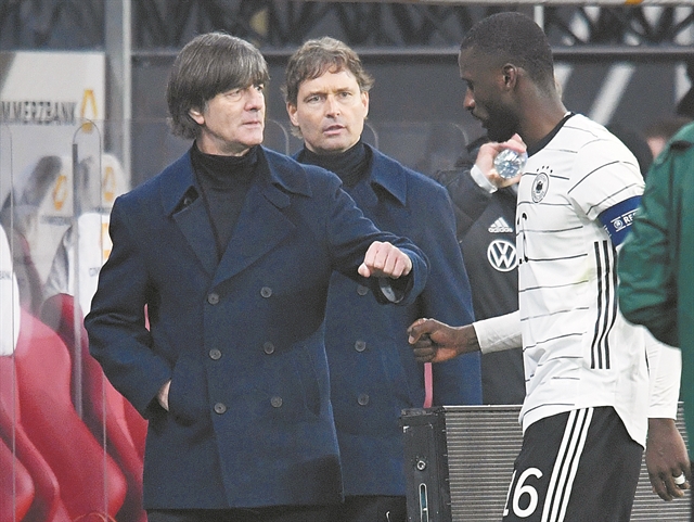 Ωρα της κρίσεως για τον Λεβ