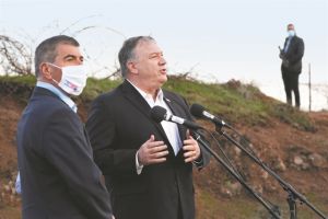 Οργή και αντιδράσεις για την επίσκεψη Πομπέο στα Κατεχόμενα