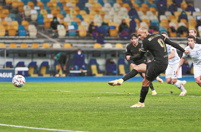 Πρόκριση για Μπάρτσα και Γιουβέντους