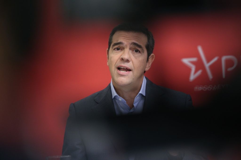Το μετέωρο βήμα του ΣΥΡΙΖΑ προς τον λαϊκισμό και οι δημοσκοπήσεις – κόλαφος