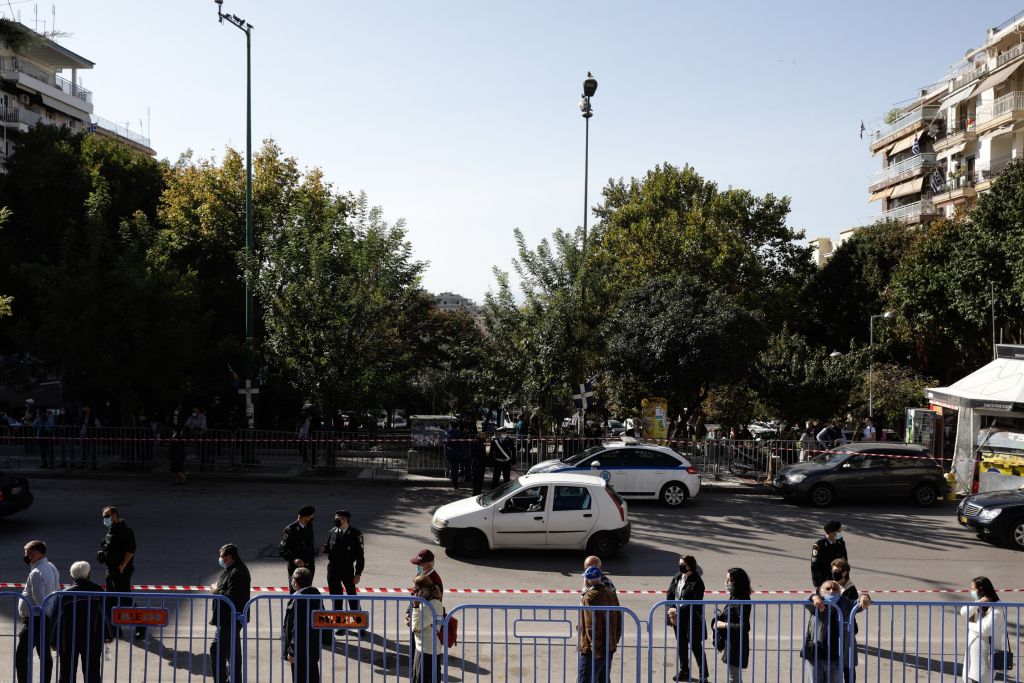 Κοροναϊός : Θετικός Μητροπολίτης που συμμετείχε στη δοξολογία στον Άγιο Δημήτριο