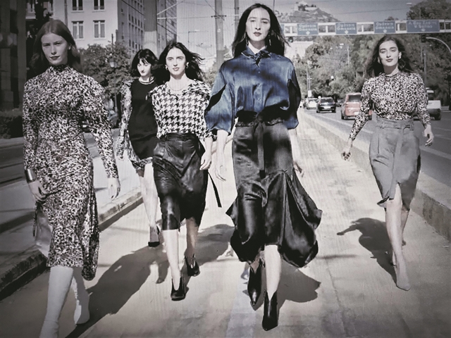 «Κι όμως κινείται»