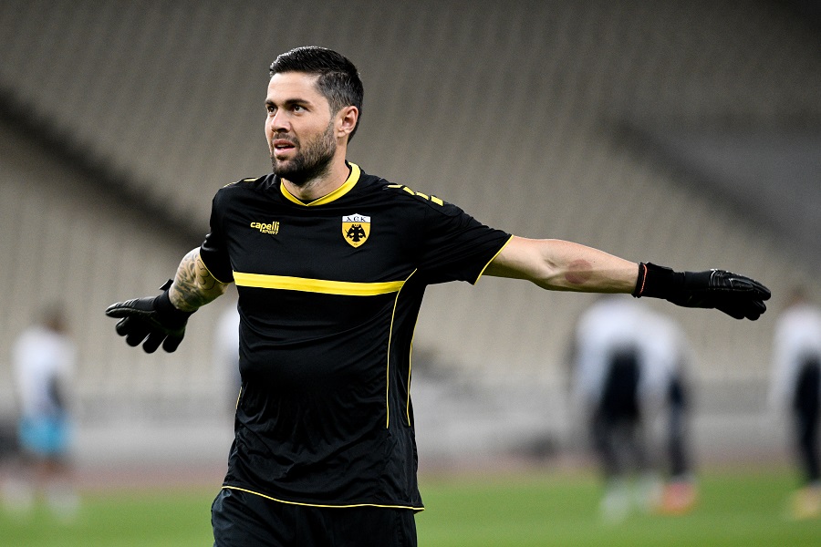 Αθανασιάδης : «Περιμένω πώς και πώς την ευκαιρία μου»