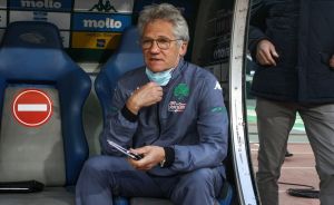 Μπόλονι: «Προσπαθούμε να αναπνεύσουμε λίγο οξυγόνο»