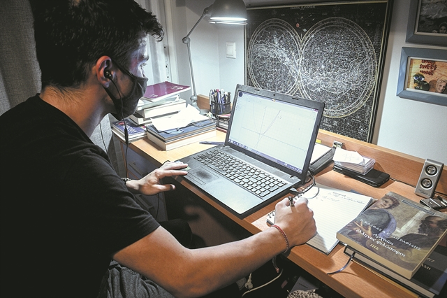 «Αγαπητοί συνάδελφοι, όλοι αντέγραφαν»