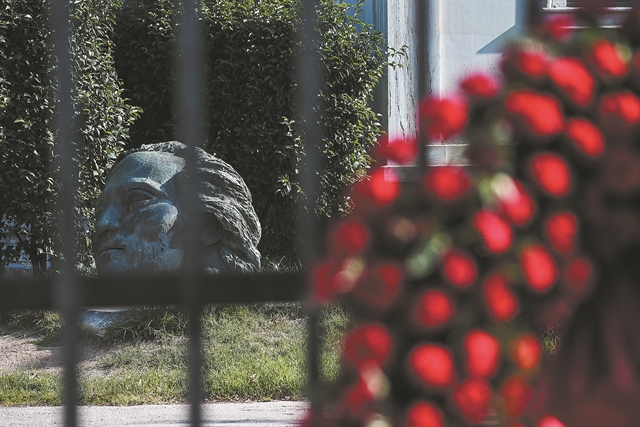 Εξετάσεις για όλους στο Πολυτεχνείο