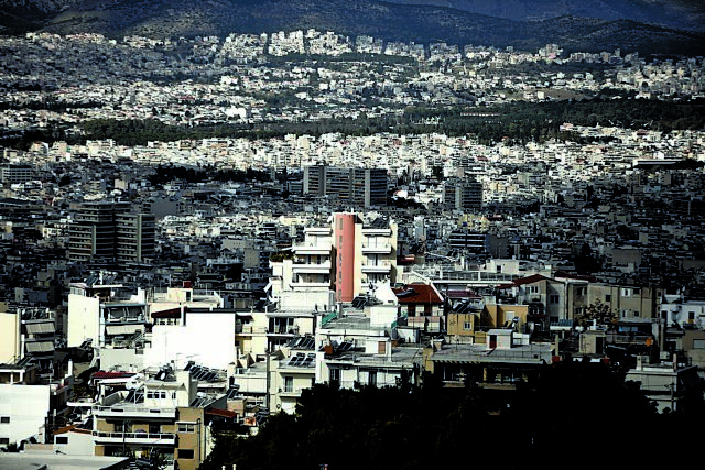 Εκτός συναλλαγής χιλιάδες ακίνητα