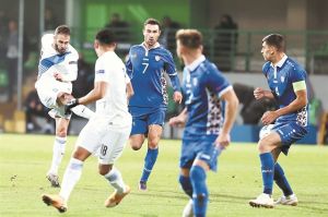 Καπετάν… Φορτούνης οδηγεί την Εθνική