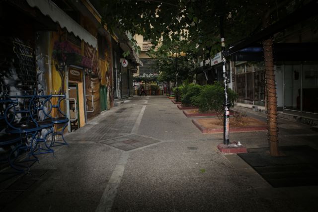 Απαγόρευση κυκλοφορίας εκτός Αττικής για το Σαββατοκύριακο σκέφτεται η κυβέρνηση