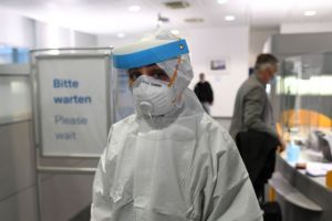 Γερμανία : Ανεξέλεγκτη αύξηση των κρουσμάτων αναμένει το Ινστιτούτο Robert Koch