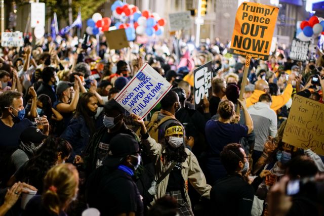 Εκλογές ΗΠΑ : Συνεχίζονται οι πανηγυρισμοί για τη νίκη του Μπάιντεν