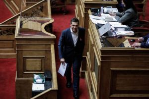 Ερώτηση Τσίπρα σε Μητσοτάκη για τις συνθήκες στα Μέσα Μεταφοράς