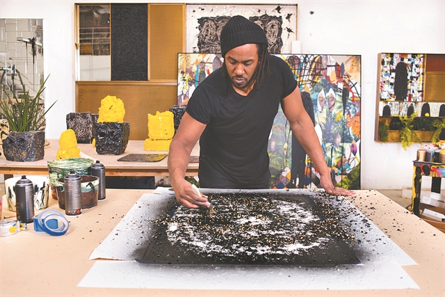 Καν’ το όπως η Μαρίνα Αμπράμοβιτς, ο Τζορτ Κόντο και ο Ρασίντ Τζόνσον