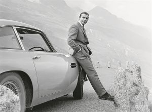 Τα ρούχα κάνουν τον κατάσκοπο