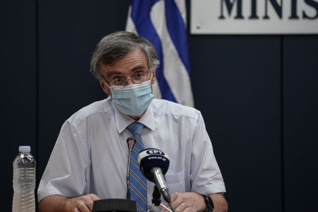Τσιόδρας : Η επιθετική έξαρση του ιού οδήγησε σε lockdown