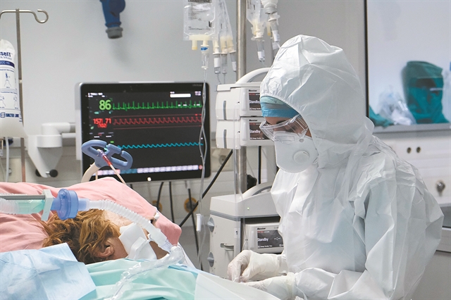 Εγκριση για το εμβόλιό της ζήτησε η Moderna