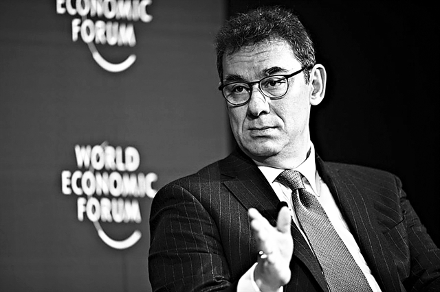 Λιτανεύει ο αέρας της αρετής