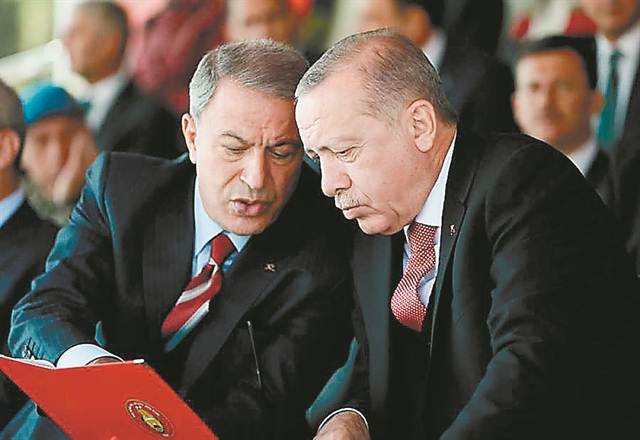 Η παρελκυστική πολιτική της Αγκυρας