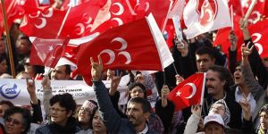 Γερμανία: Να τεθούν εκτός νόμου οι «Γκρίζοι Λύκοι» ζητούν πολιτικοί του CDU