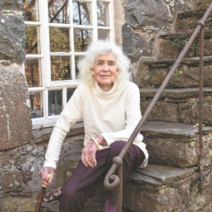 Η Τζαν Μόρις των ταξιδιών και των δύο ταυτοτήτων