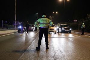 Lockdown μέχρι τα Χριστούγεννα θέλουν οι λοιμωξιολόγοι