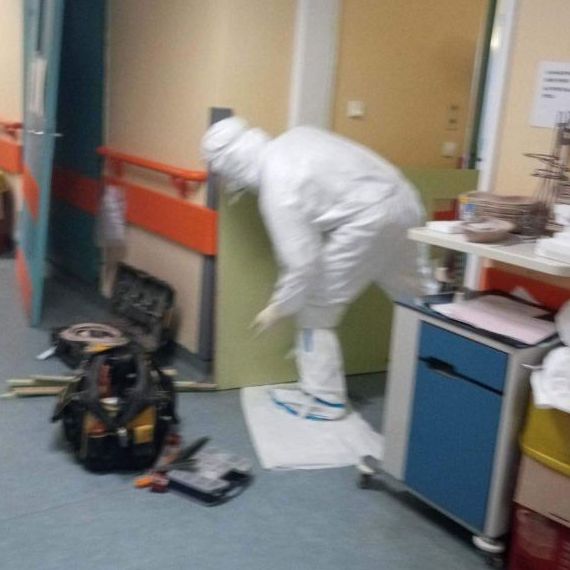 ΠΟΕΔΗΝ: Σε οριακή κατάσταση το νοσοκομείο στη Λάρισα – Φτιάχνουν αυτοσχέδιες ΜΕΘ | tanea.gr