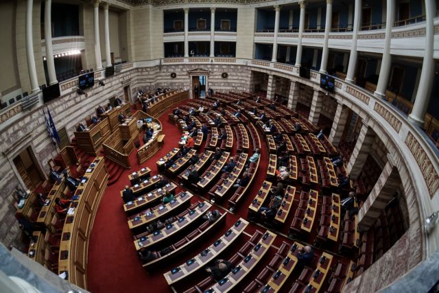 Μητσοτάκης: Δύσκολη αλλά αναγκαία επιλογή το lockdown – Τσίπρας: Πλάτη σε σχέδιο σωτηρίας, όχι συγκυβέρνησης