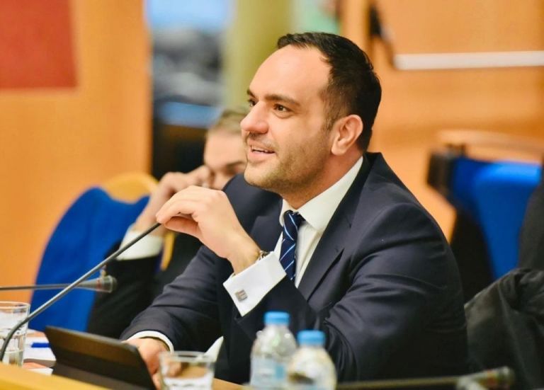 Ο Δήμαρχος Μυκόνου εξελέγη Αντιπρόεδρος στο Κογκρέσο των αιρετών τοπικών αρχών της Ευρώπης | tanea.gr