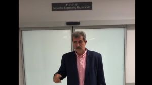 Ο Πολάκης πήγε να κάνει αυτοψία στο Σωτηρία χωρίς μάσκα