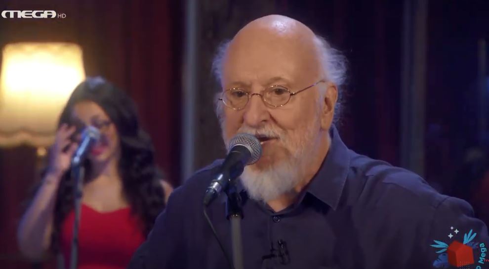 Με «Θαλασσογραφία» ξεκίνησε η βραδιά με του Διονύση Σαββόπουλου στο MEGA