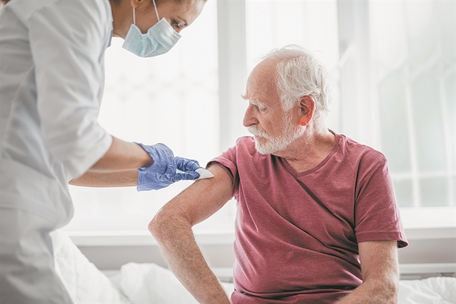 Πρόσθετη «ασπίδα προστασίας» εν μέσω πανδημίας