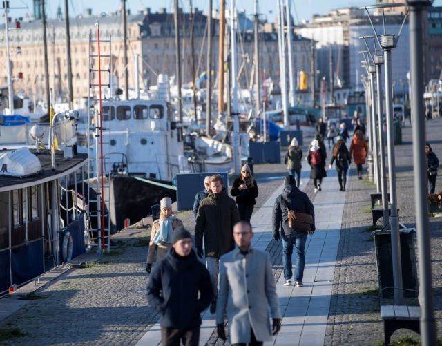 Η Σουηδία περιμένει κορύφωση του δεύτερου κύματος στα μέσα Δεκεμβρίου | tanea.gr