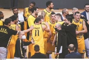 Φουλ για τους «16»